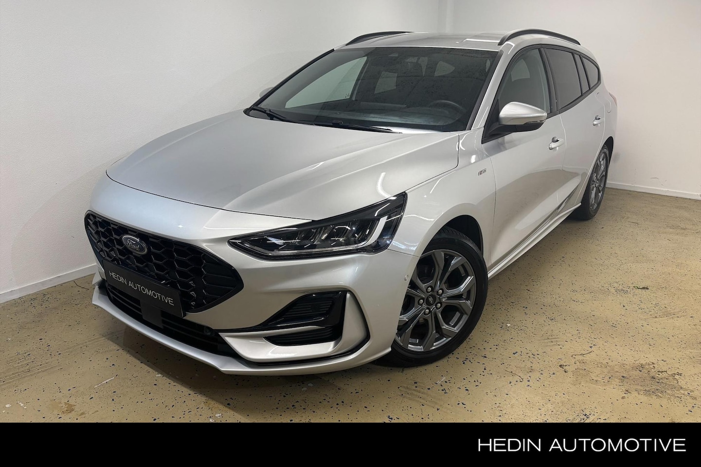 Ford Focus Wagon - 1.0 EcoBoost Hybrid ST Line Adaptive Cruise | BLIS | Winter Pack - AutoWereld.nl