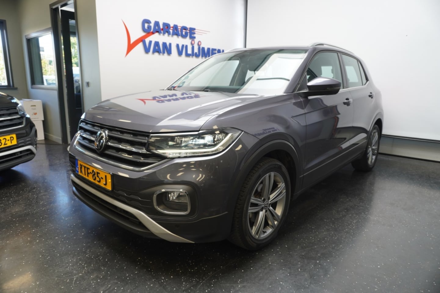 Volkswagen T-Cross - 1.0 TSI Style Camera/ACC/Navi/Carplay/17''velgen - AutoWereld.nl