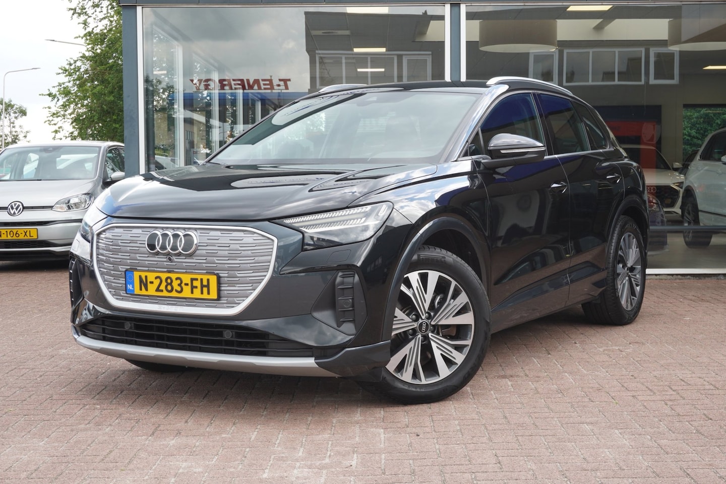 Audi Q4 e-tron - 40 Launch edition Advanced 77 kWh | Automaat | Airco | Navigatie | Carplay | Trekhaak | In - AutoWereld.nl