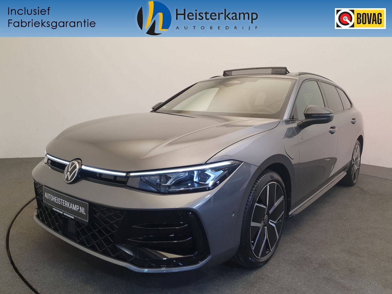 Volkswagen Passat Variant - 1.5 eHybrid 272pk DSG/AUT R-Line Edition Panoramadak, Wegklapbare trekhaak, 360 Camera - AutoWereld.nl