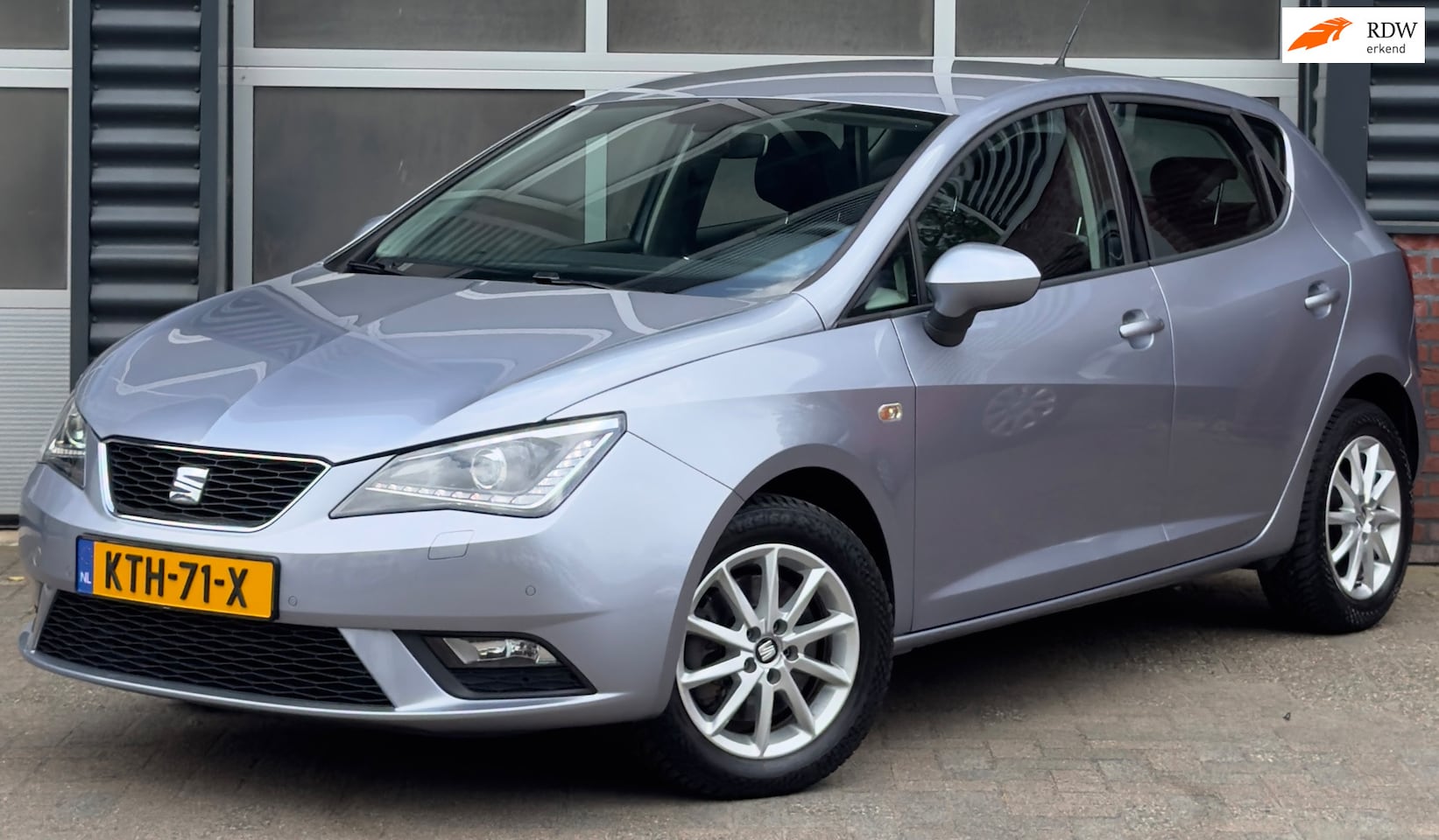 SEAT Ibiza - 1.0 EcoTSI FR Connect | Automaat DSG | Apple CarPlay | Climate Control |Stoelverwarming |C - AutoWereld.nl