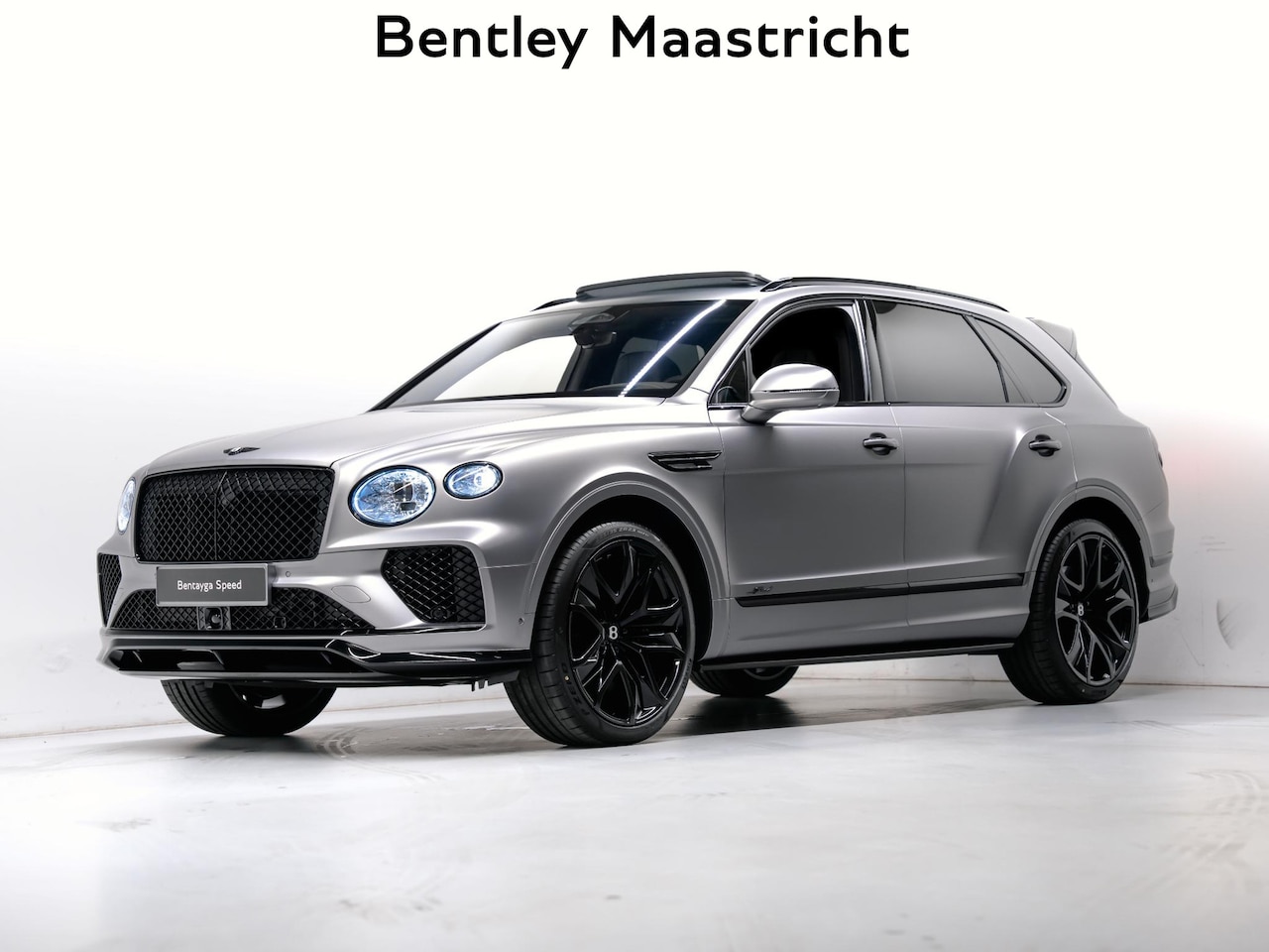 Bentley Bentayga - Speed STONE VENEER | AKRAPOVIC - AutoWereld.nl
