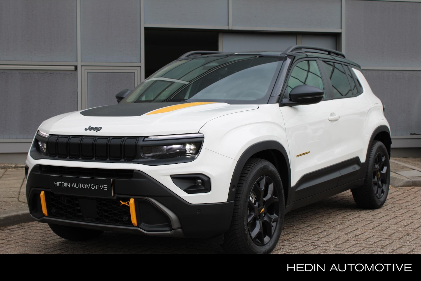 Jeep Avenger - 1.2T 4xe The North Face | One of 4806 | Limited edition | Leder | LED | vierwielaandrijvin - AutoWereld.nl