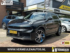 Lynk & Co 01 - 1.5 261PK Plug-in Hybrid Automaat + 20''/ Navi/ Clima/ Ad.Cruise/ Panorama/ Camera/ Full-L