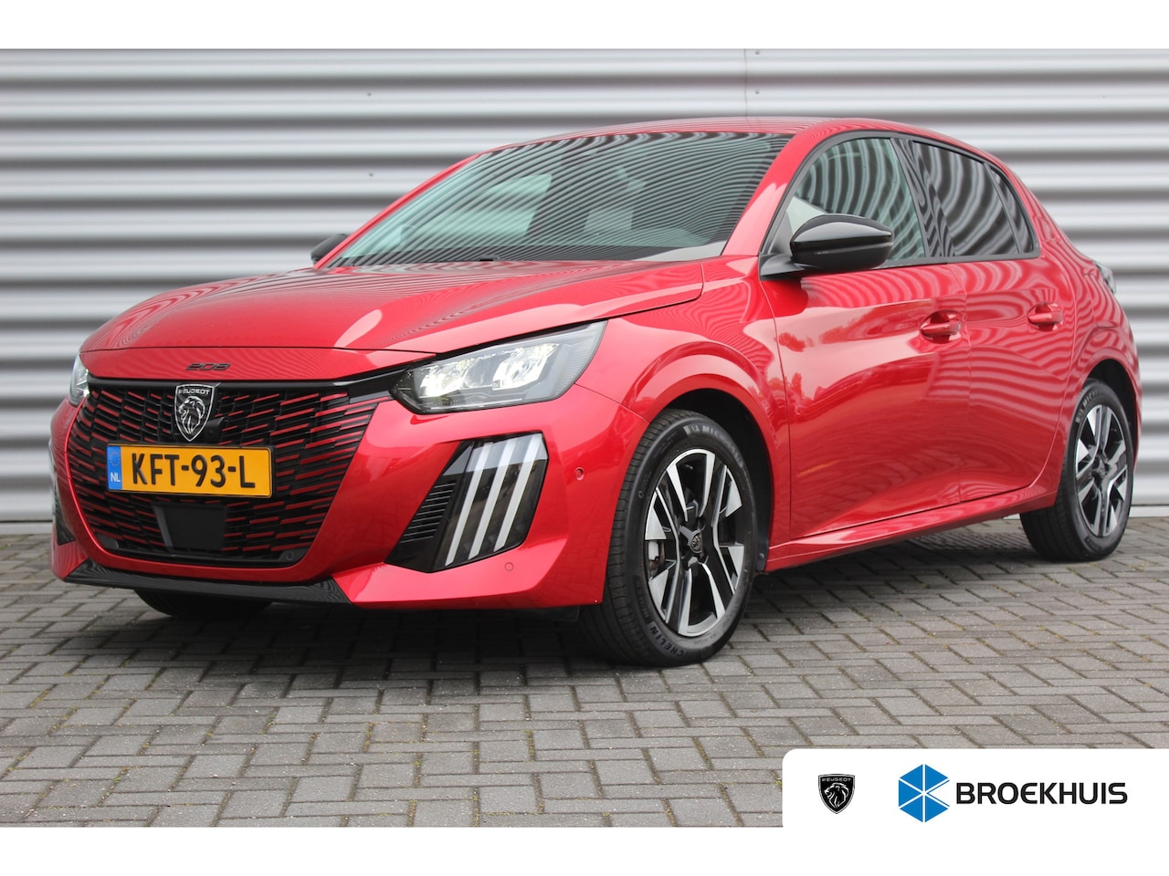 Peugeot 208 - 1.2 PURETECH 100PK ALLURE / NAVI / LEDER / CLIMA / PDC / 16" LMV / CAMERA / WINTERPAKKET / - AutoWereld.nl