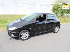 Peugeot 206 - 1.4 Air-line 2 5 Drs met Airco en Nieuwe Apk