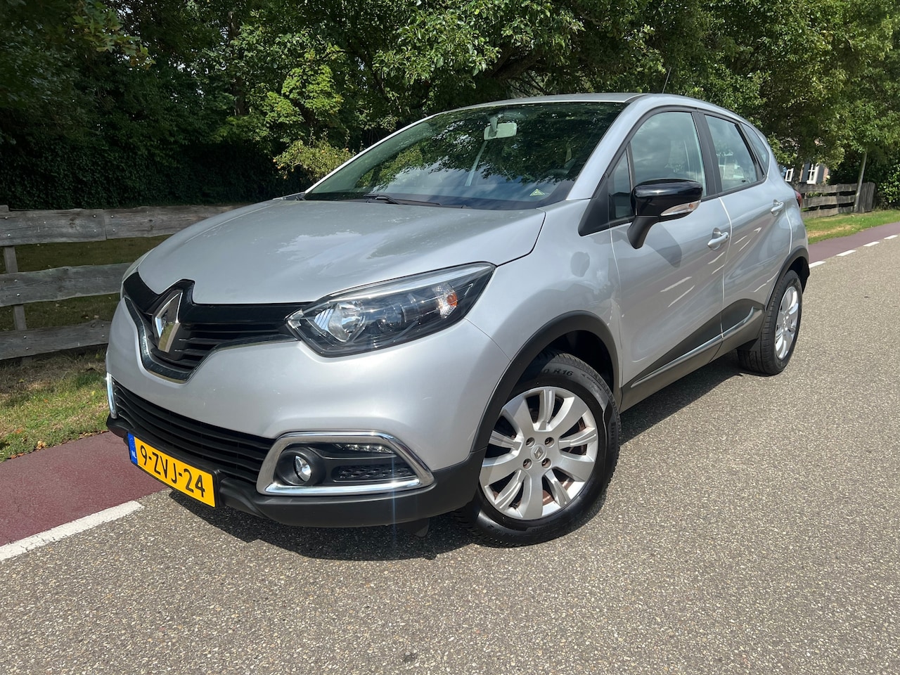 Renault Captur - 0.9 TCe Expression Airco Trekhaak - AutoWereld.nl