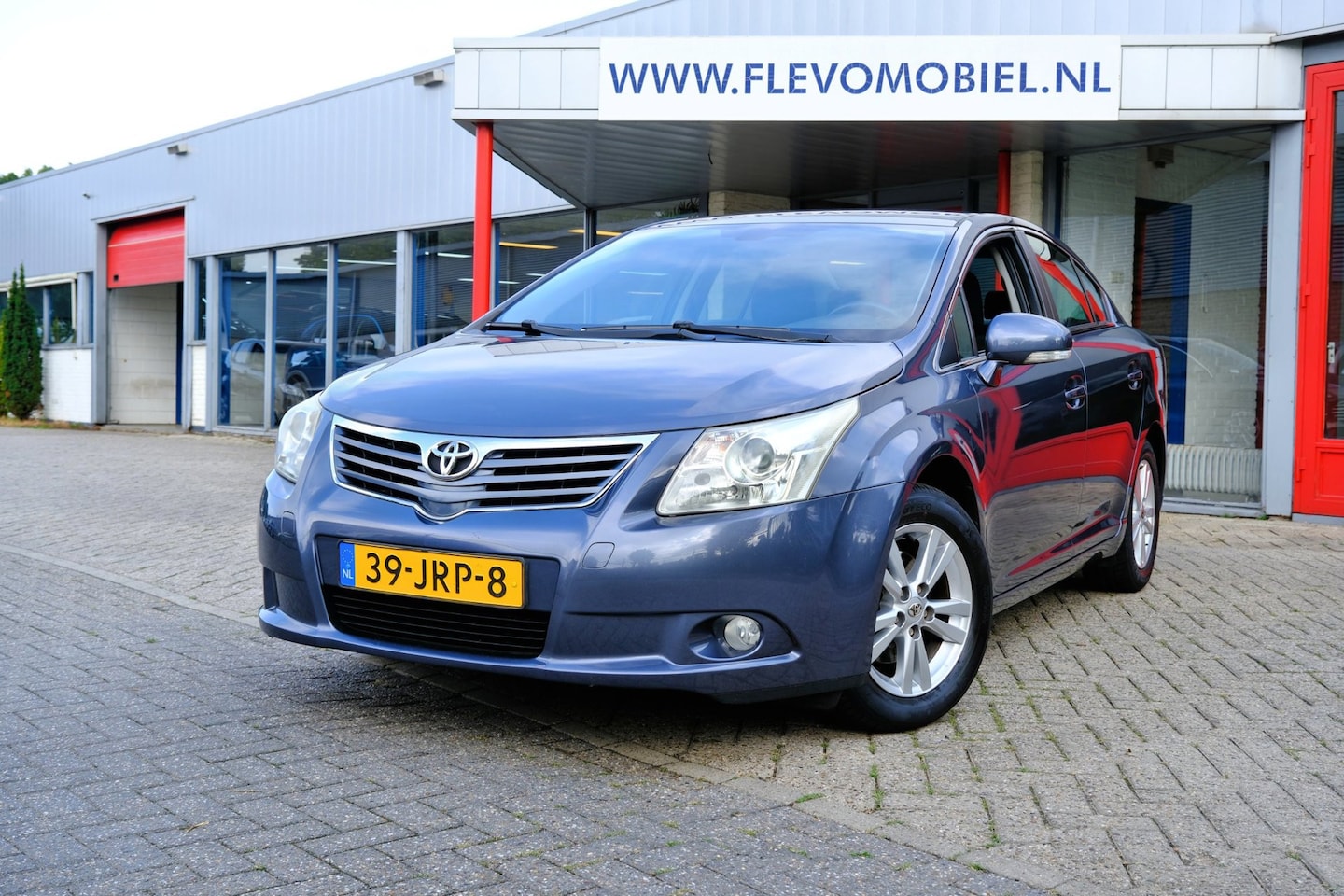 Toyota Avensis - 1.6 VVTi Dynamic *97.915km!* Navi|Clima|LMV - AutoWereld.nl