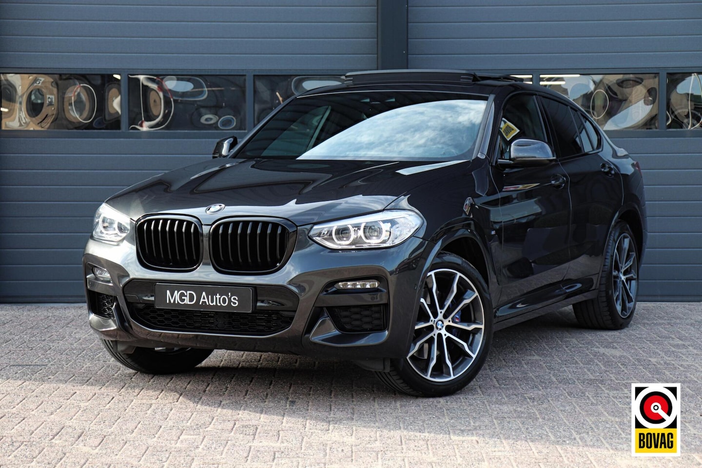 BMW X4 - xDrive30i M-Sport M-Pakket |PANODAK|H&K|MEMORY|KEYLESS|CAMERA|CARPLAY|TREKHAAK|STOELVERW. - AutoWereld.nl