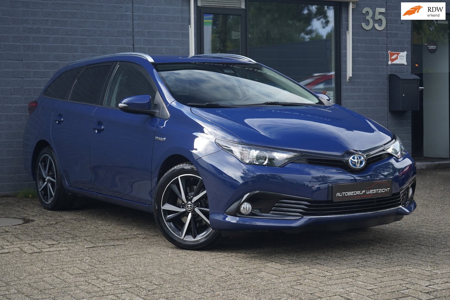 Toyota Auris Touring Sports - 1.8 Hybrid Style, Camera, Led - AutoWereld.nl