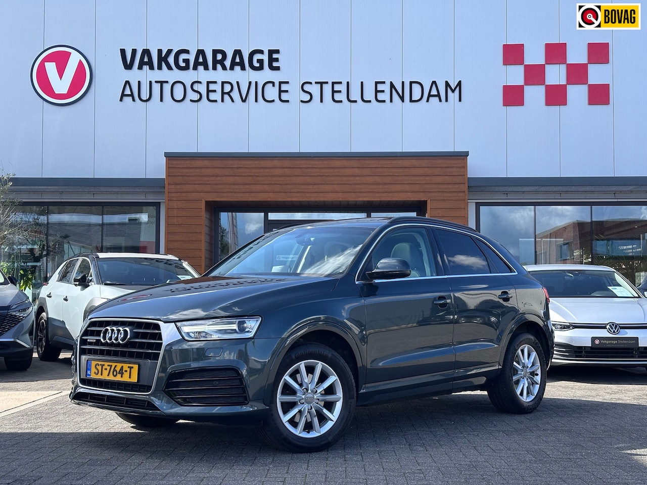 Audi Q3 - 2.0 TFSI Quattro Design Pro Line Plus|Trekhaak|Pano|Stoelverw|Elektr Kofferklep - AutoWereld.nl
