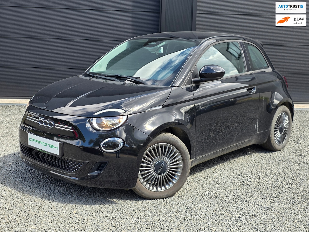 Fiat 500 - RED 42 kWh | 7.600km! | Dealer Ond. | - AutoWereld.nl