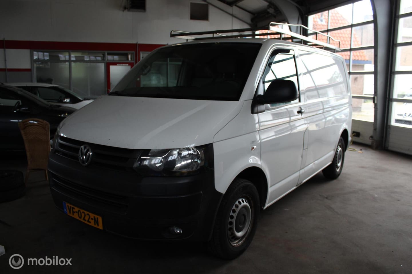 Volkswagen Transporter - 2.0 TDI L1H1 *AIRCO* *ELEKTRISCHE RAMEN* *3-ZITS/PERSOONS* *IMPERIAAL* *TREKHAAK* *APK T/M - AutoWereld.nl
