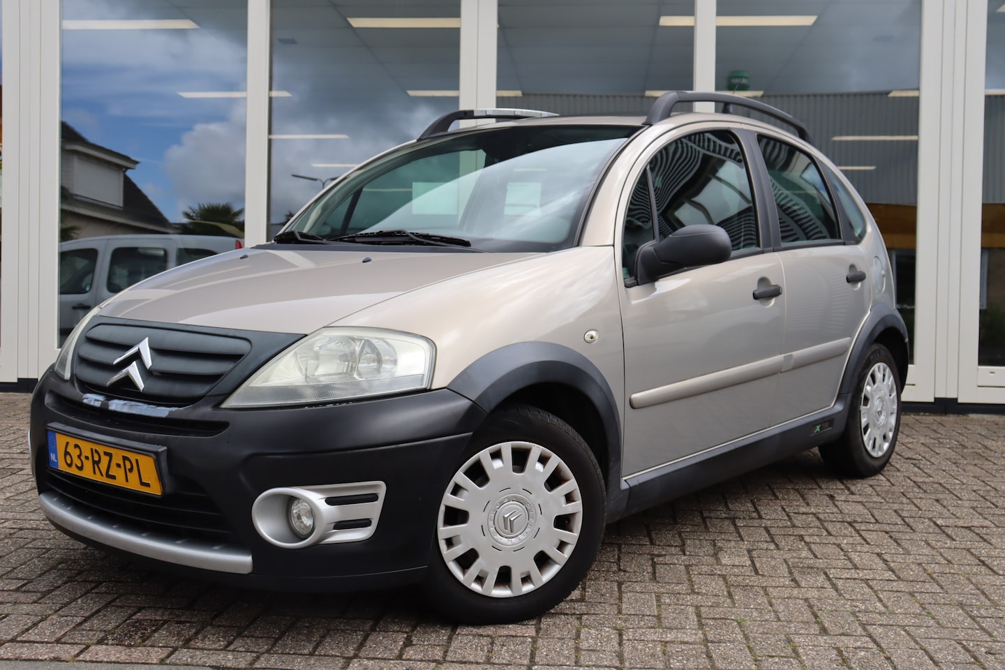 Citroën C3 - 1.4i X-TR 1.4i X-TR, Airco, Climate, Cruise, Pano, Prijs is Rijklaar inclusief NIEUWE APK - AutoWereld.nl