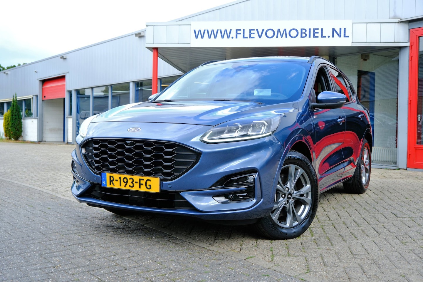 Ford Kuga - 1.5 EcoBoost ST-Line X Aut. Navi|B&O|Adapt.Cruise|Cam|Leder-Alcantara|LMV - AutoWereld.nl