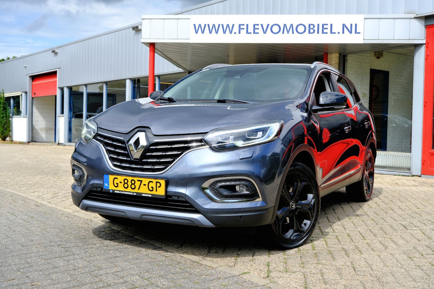 Renault Kadjar - 1.3 TCe Black Edition Pano|Navi|Cam|Leder-Alcantara|LMV - AutoWereld.nl