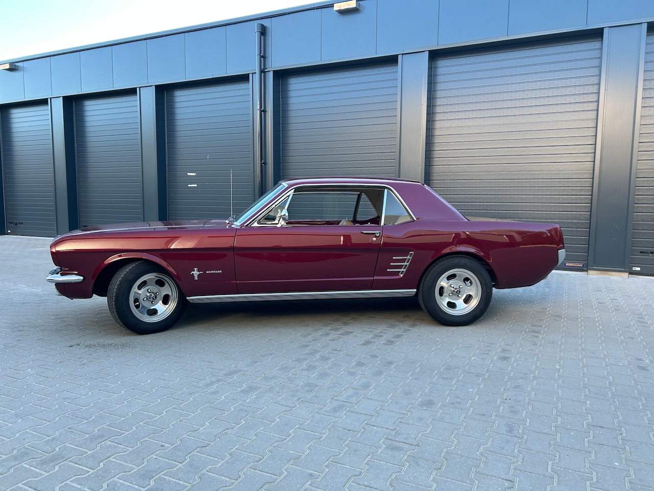 Ford Mustang - 6 cilinder coupé - AutoWereld.nl