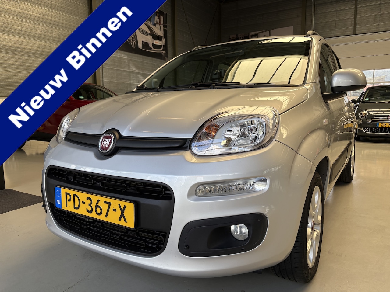 Fiat Panda - 0.9 TwinAir Lounge Airco, Cruise, Lichtmetalen velgen - AutoWereld.nl
