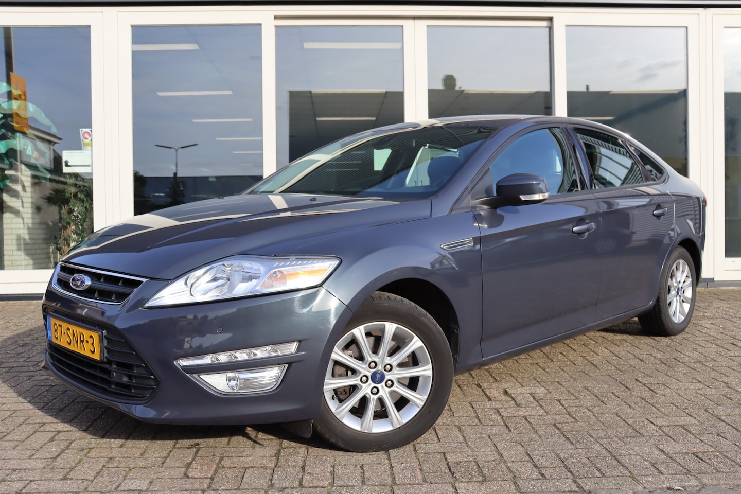 Ford Mondeo - 1.6 Trend Business 1.6 Trend Business, Cruise Control, Airco, Stoelverwarming, Navi, PDC V+A, Prijs Is Rijkla - AutoWereld.nl