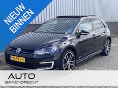 Volkswagen Golf - 1.4 TSI GTE Panoramadak | Dealer onderhouden