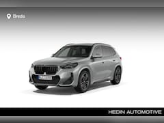 BMW X1 - xDrive25e M Sport Pro | Trekhaak | Premium Pack | Travel Pack | Harman Kardon