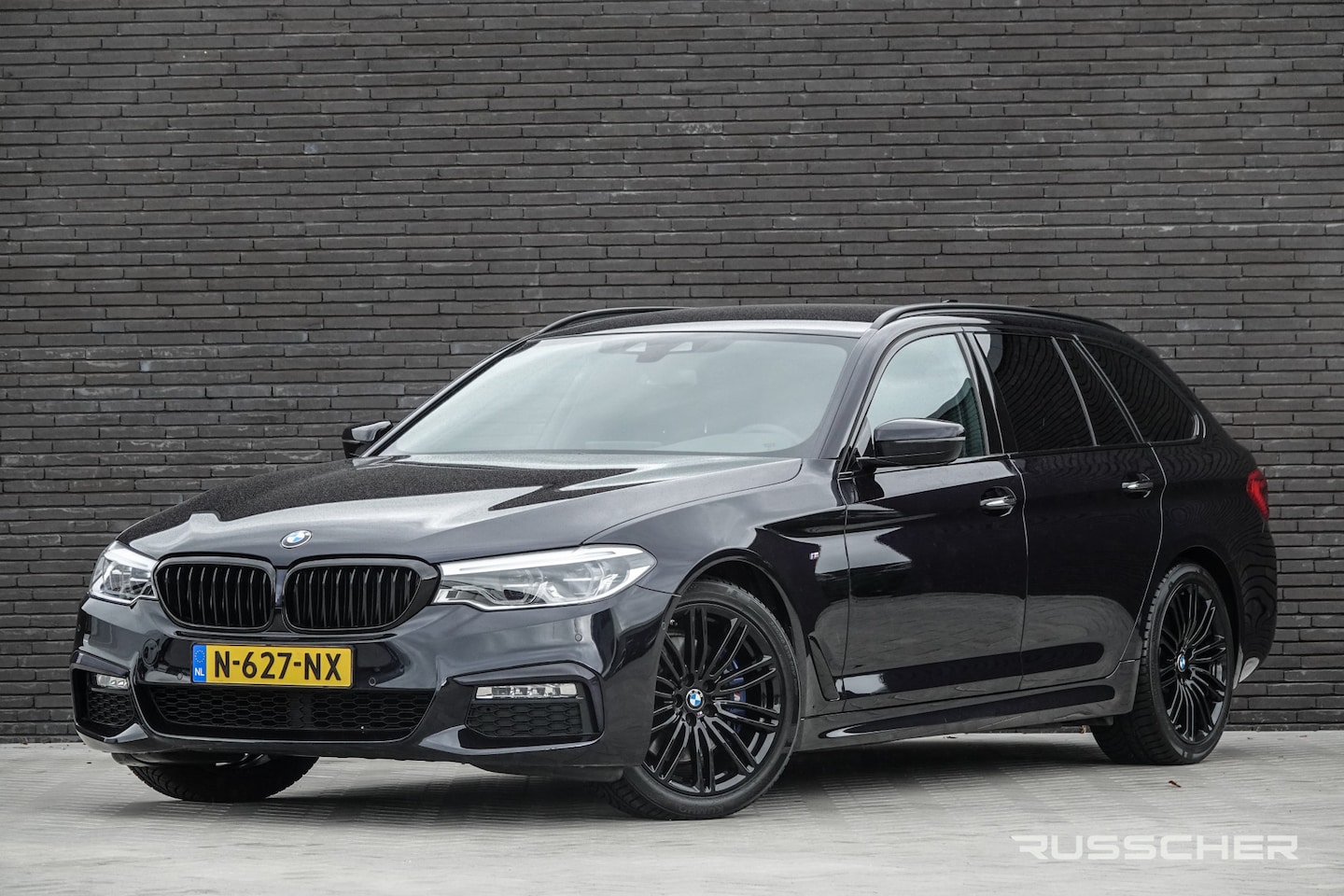 BMW 5-serie Touring - 530i 252Pk Aut. | High Executive | M-Sport | Leder | LED | 19'' - AutoWereld.nl