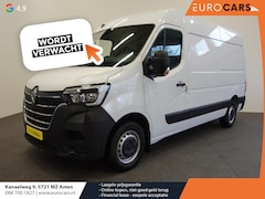 Renault Master - T33 2.3 dCi 135PK L2H2 Airco Cruise control Parkeersensoren Navigatie Trekhaak
