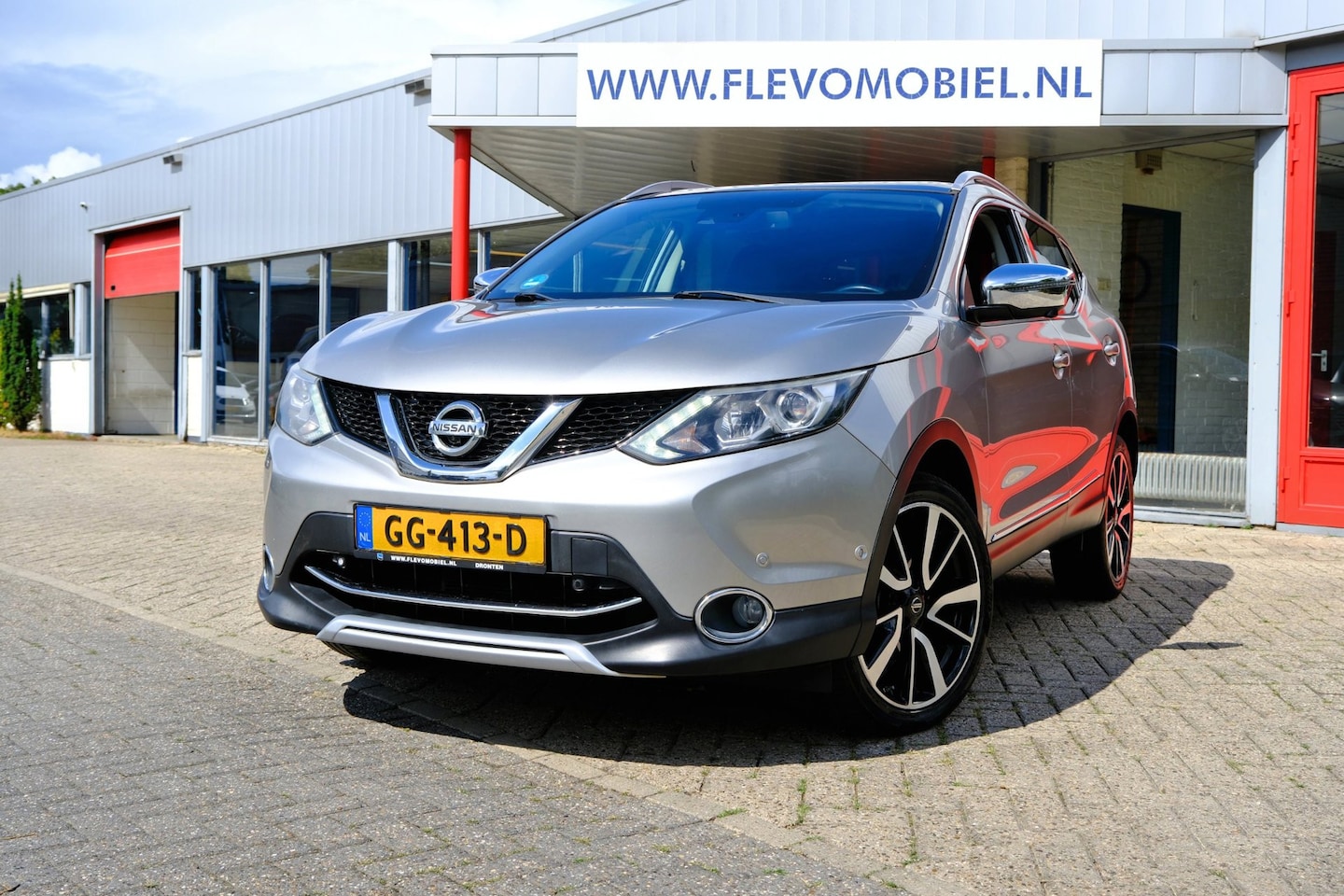 Nissan Qashqai - 1.2 Tekna Pano|Leder|360Cam|Navi|LMV - AutoWereld.nl