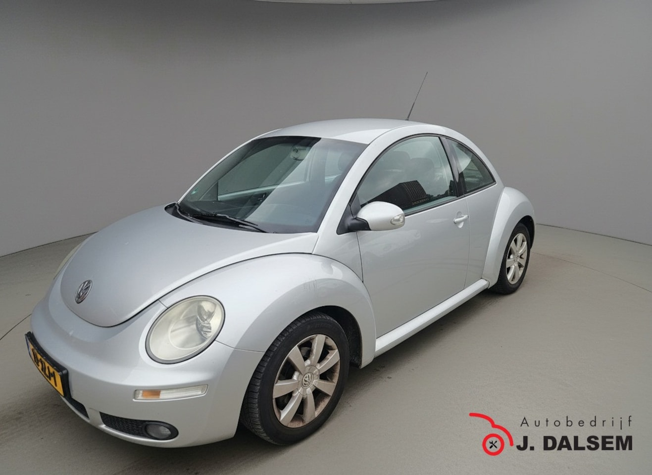 Volkswagen New Beetle - 1.9 TDI Highline 1.9 TDI Highline - AutoWereld.nl