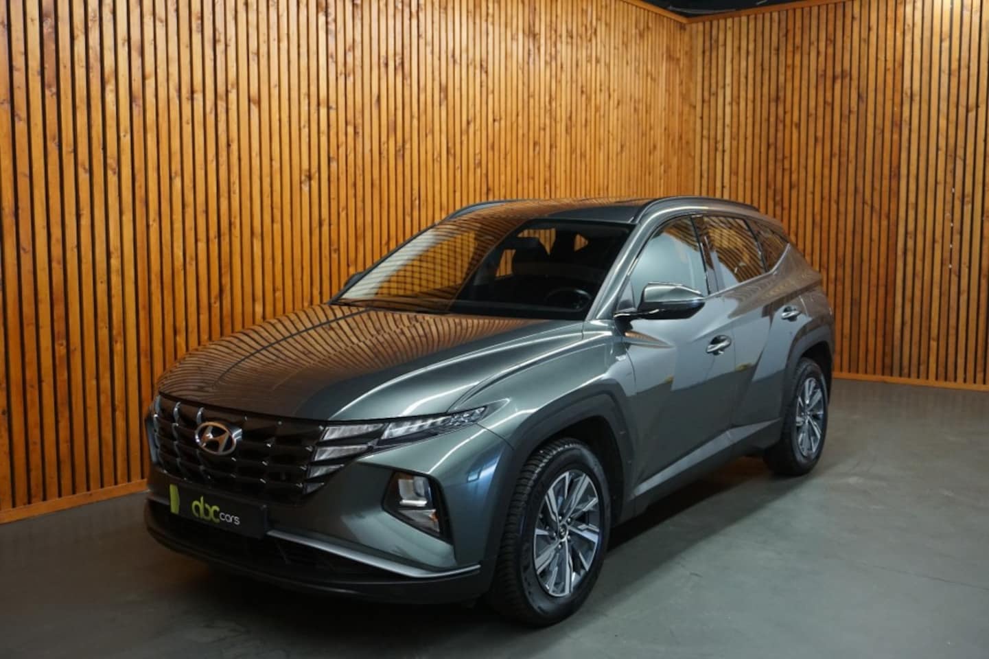 Hyundai Tucson - 1.6 T-GDI HEV I-MOTION AUTOMAAT CLIMA NAVI APPLE CARPLAY - AutoWereld.nl