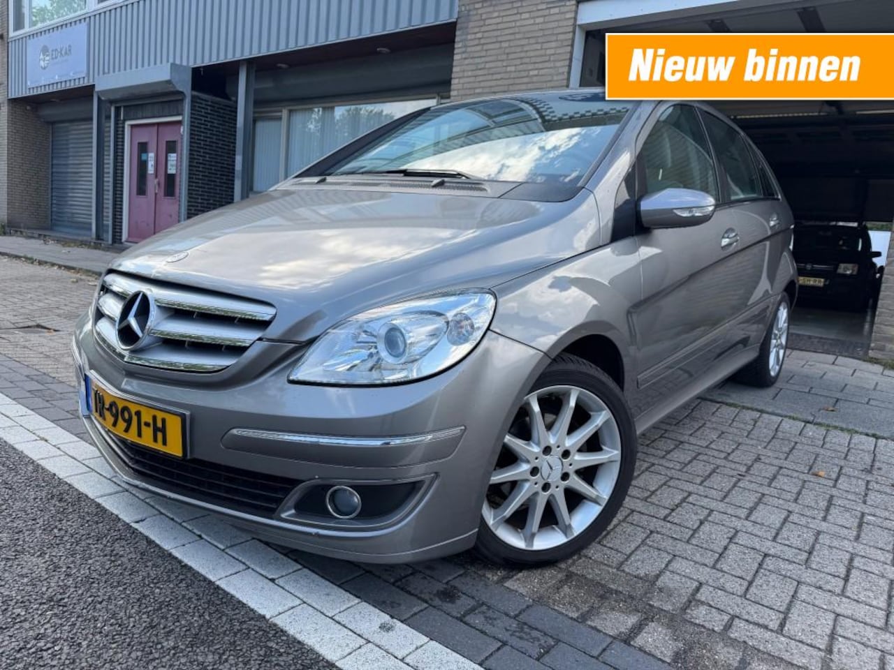 Mercedes-Benz B-klasse - 170 AUTOMAAT AIRCO NETTE AUTO APK 6-2027 - AutoWereld.nl