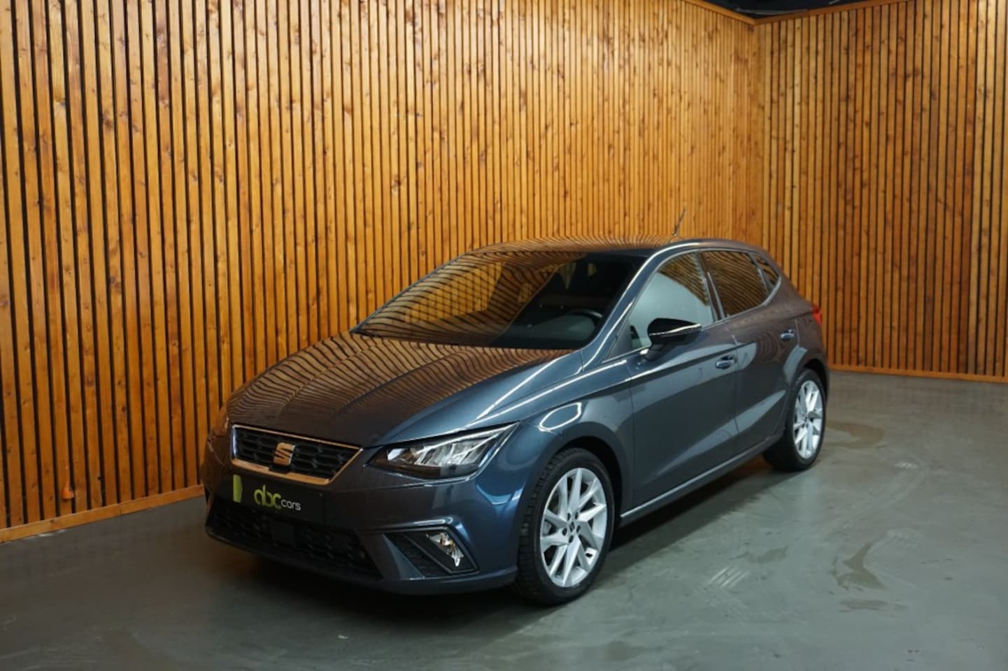 SEAT Ibiza - 1.0 ECOTSI FR  CLIMA / APPLE CARPLAY / ANDROID AUTO / CRUISE CONTROL - AutoWereld.nl