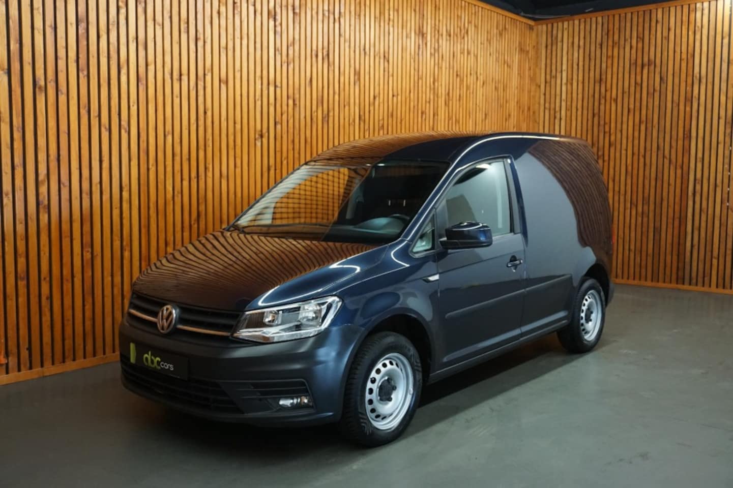 Volkswagen Caddy - 2.0 TDI L1H1 BLEUMOTION TRENDLINE / AIRCO - AutoWereld.nl