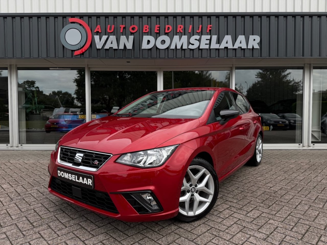 SEAT Ibiza - 1.0 TSI FR Business Intense - NL Auto Navi Carplay Camera ACC - AutoWereld.nl