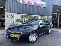 Alfa Romeo 159 - 1.8 MPI BUSINESS Navi - Cruise - Airco - Trekhaak - APK