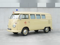 Volkswagen Transporter - Ambulance M1208