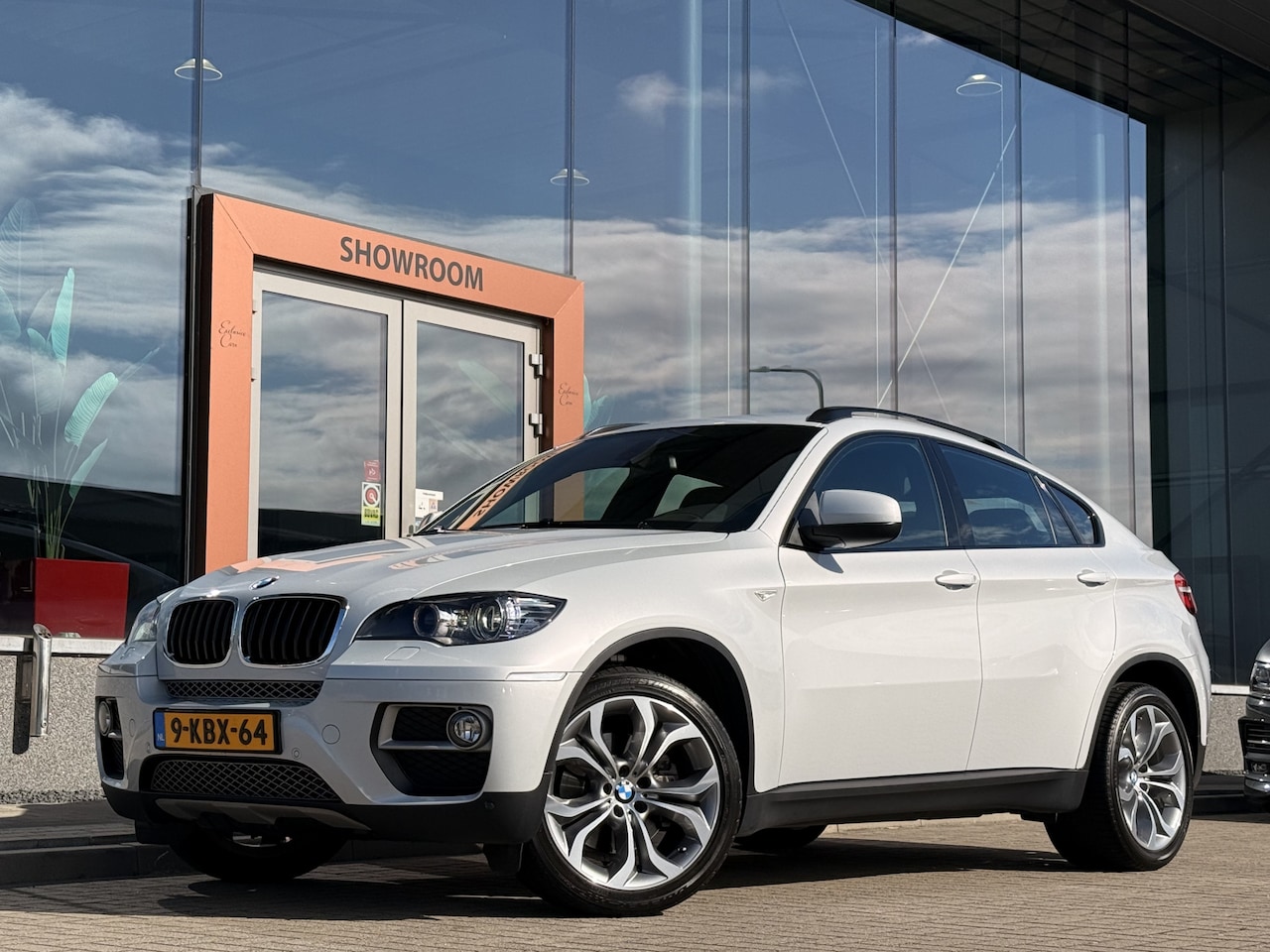 BMW X6 - xDrive35i High Executive | Eerste eigenaar!! | Uniek!! | Head-up | Leder | Memory | Keyles - AutoWereld.nl