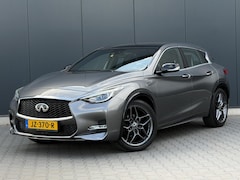 Infiniti Q30 - S 1.6 Sport 2e Eig - Pano - Led - Bosé - Alcantara Hemel - Volle Uitvoering