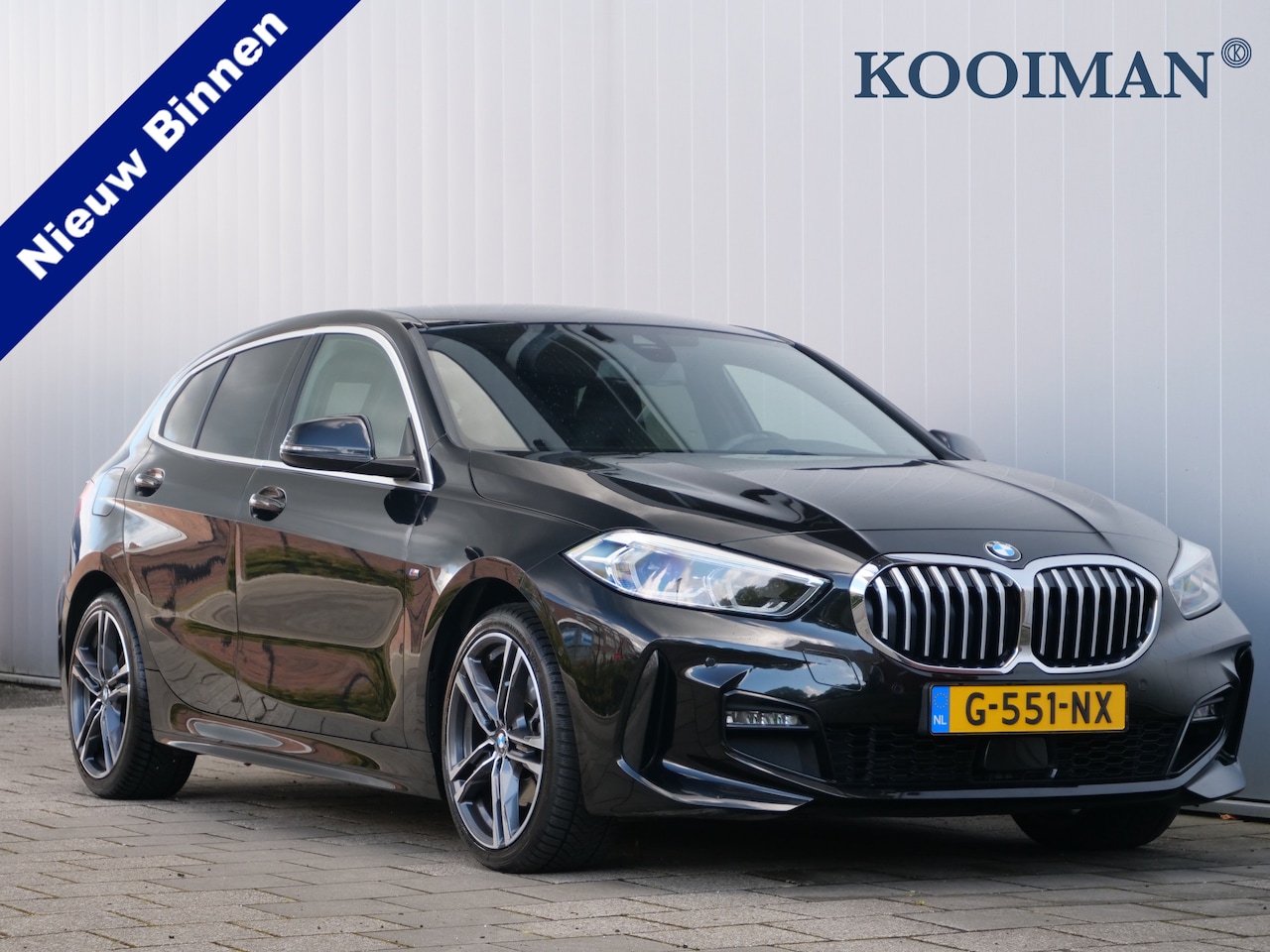 BMW 1-serie - 118i High Executive Edition 141 Pk Automaat M-Sport / Navi / DAB / Apple Carplay / Camera - AutoWereld.nl