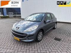 Peugeot 207 - 1.4 Color-line