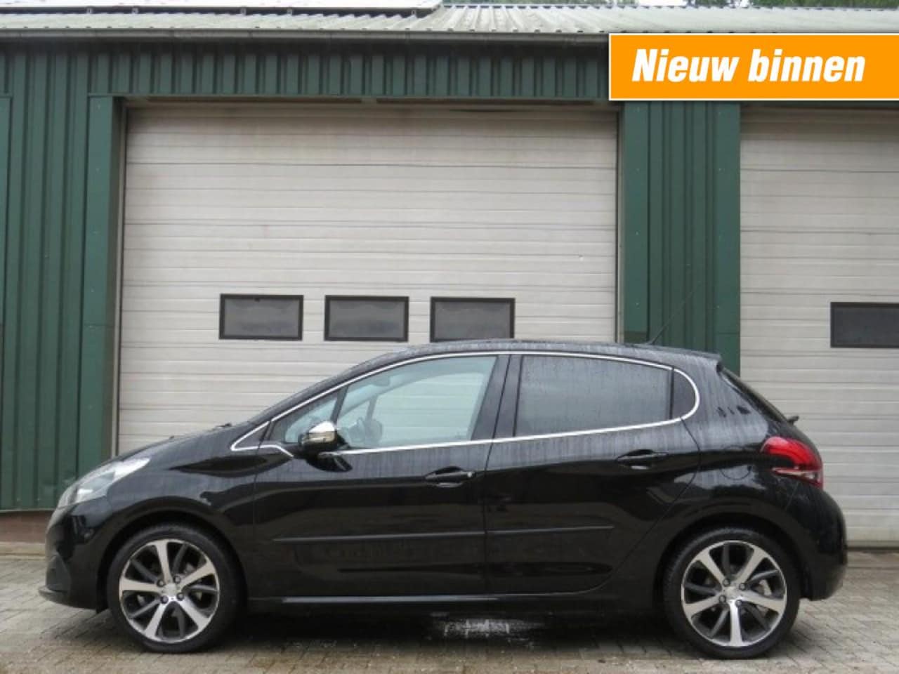 Peugeot 208 - 1.2 PURET. PREMIÈRE - AutoWereld.nl