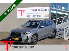 BMW X1 - xDrive25e Orig NL auto/Dealeronderhouden/Sfeerverlichting/Apple carplay/Navigatie/Achterui