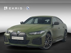 BMW i4 - eDrive40 | M Sportpakket | Comfort Acces | Trekhaak | Special Request Lakkleur