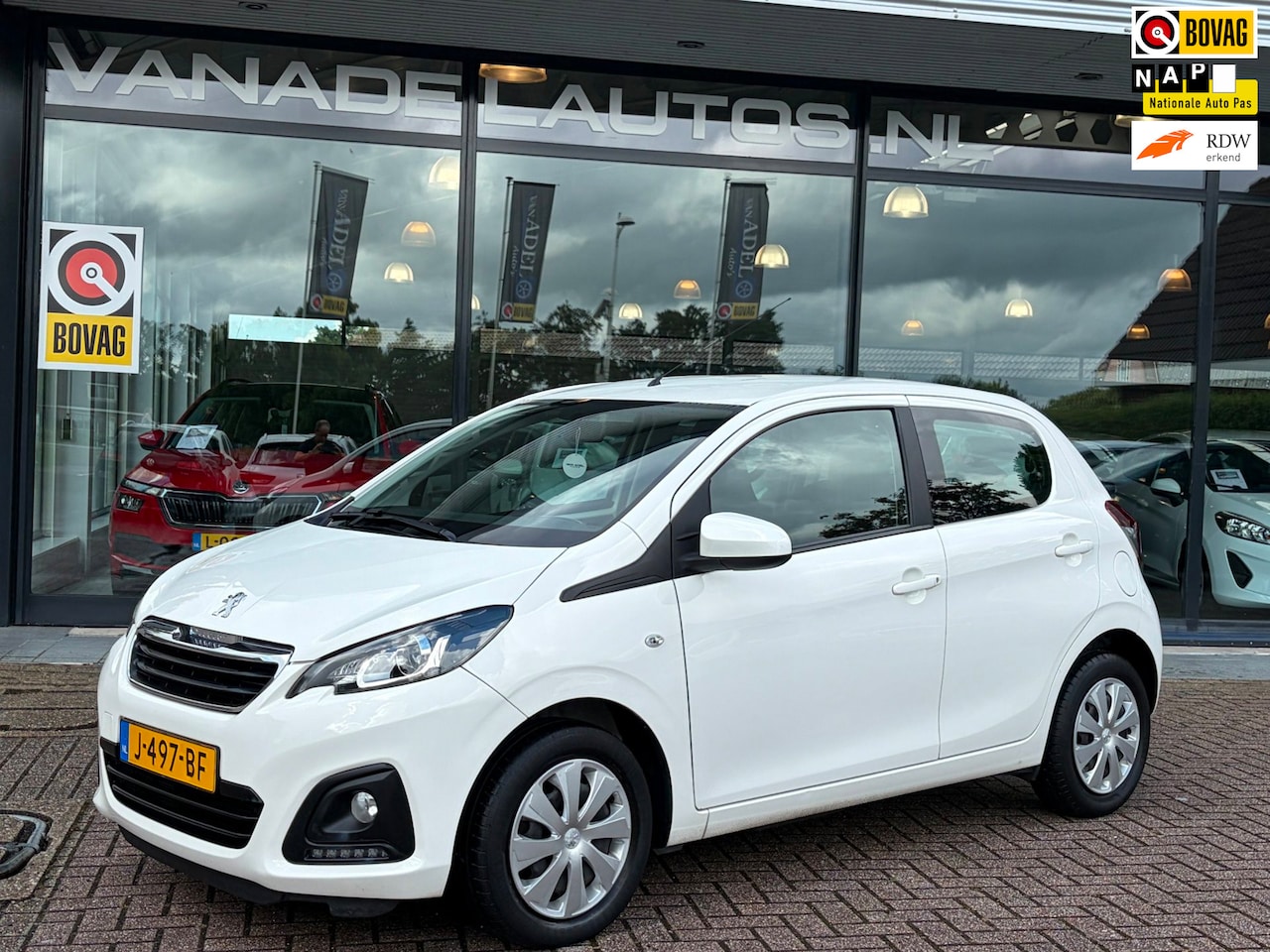 Peugeot 108 - 1.0 e-VTi Active 5Drs 44D-Km! Airco Bluetooth NL-Auto NAP Dealeronderhouden! - AutoWereld.nl