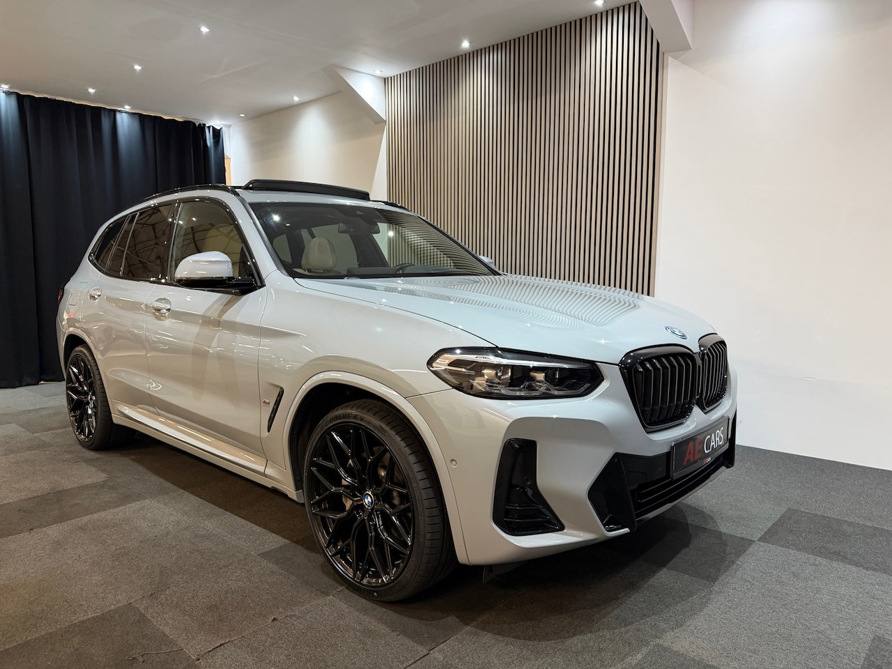BMW X3 - XDrive30e High Executive M-Sport Leder/Pano/Headup/21/Cam - AutoWereld.nl