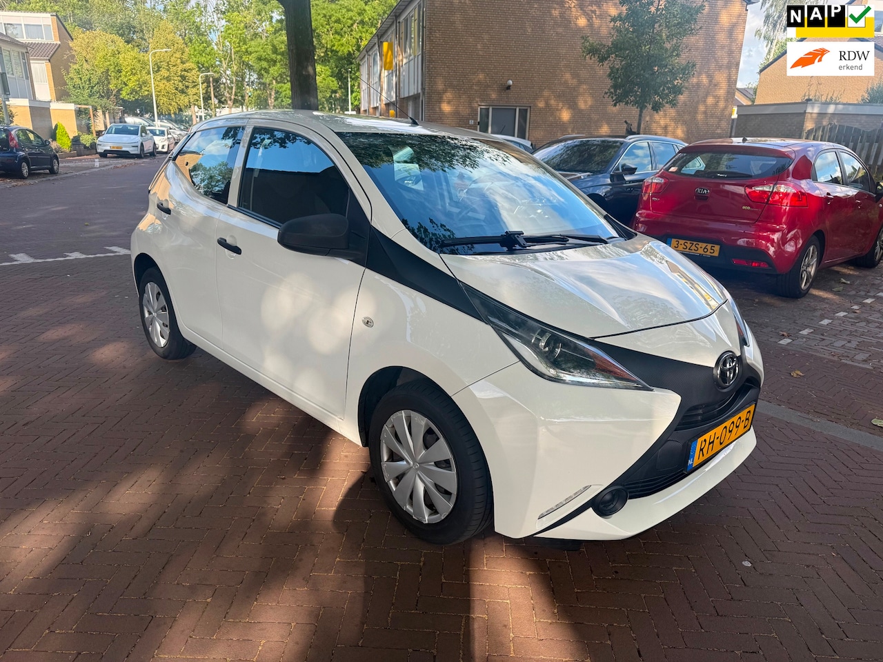Toyota Aygo - Eerste eigenaar / 60.000 NAP / Airco / Goed onderhouden - AutoWereld.nl