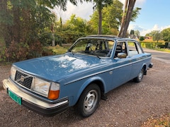 Volvo 240 - 2.1 GL