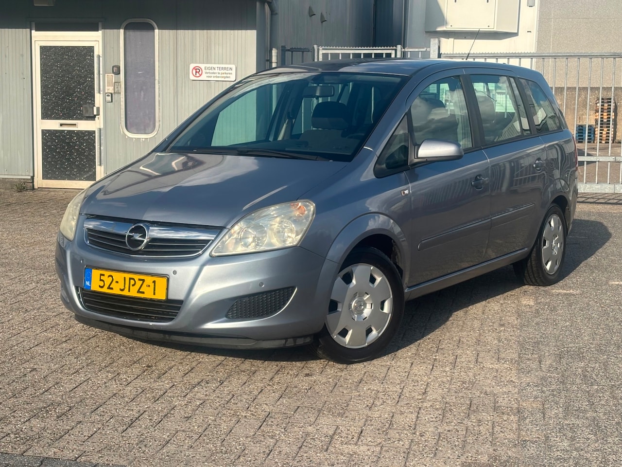 Opel Zafira - 1.8 Cosmo 1.8 Cosmo,7-pers, AUTOMAAT, Nap, Apk, Airco, PDC - AutoWereld.nl