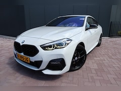 BMW 2-serie Gran Coupé - 218i Executive M Edition Automaat M-Performance Pakket Panoramadak Etc. Etc