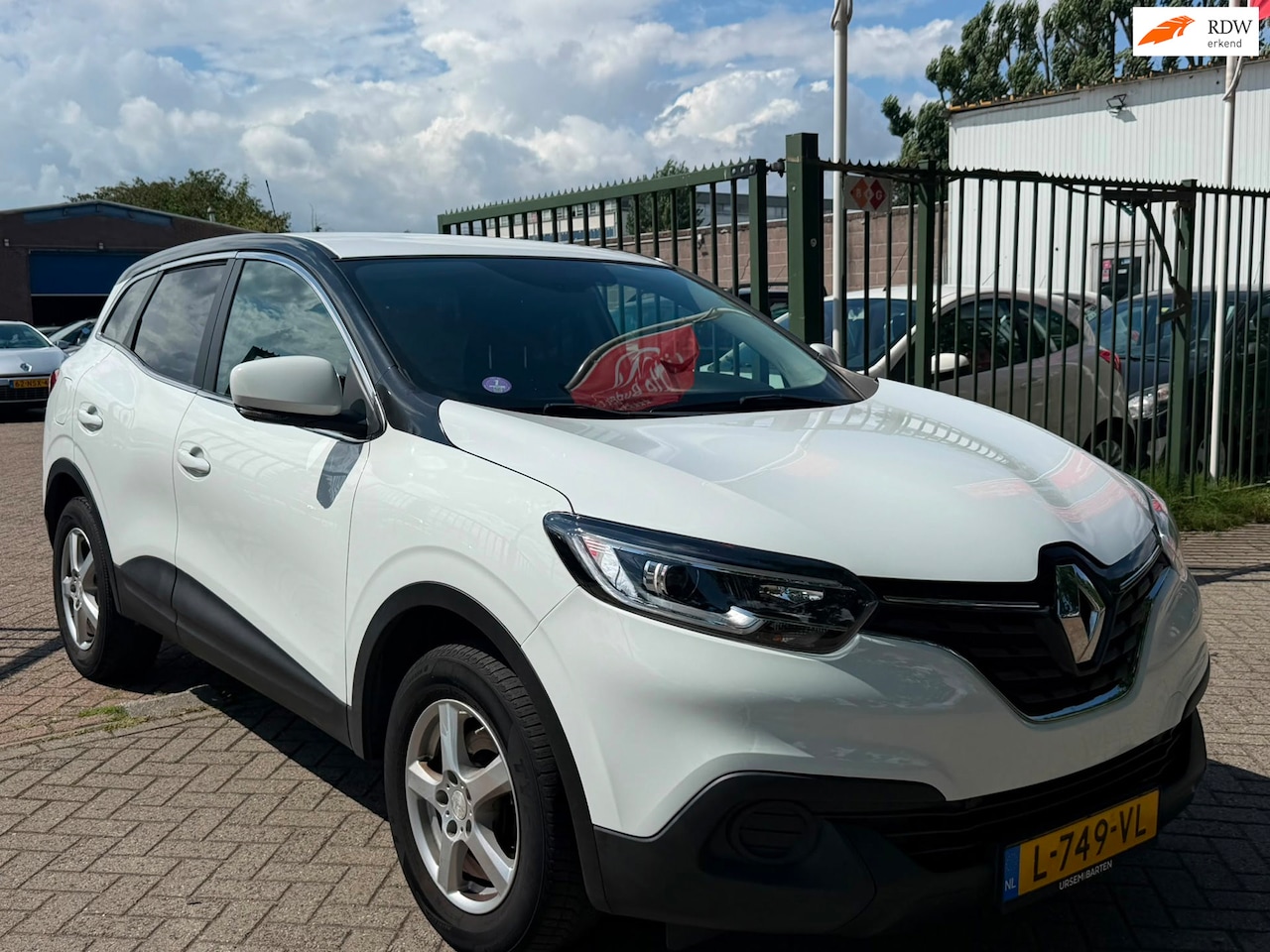 Renault Kadjar - 1.2 TCe Life 2e eigenaar dealer onderhouden carplay trekhaak parkeer sensor cruis control - AutoWereld.nl